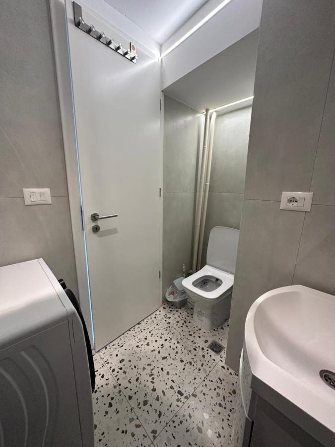 Studio Y Gjakova Bagian luar foto