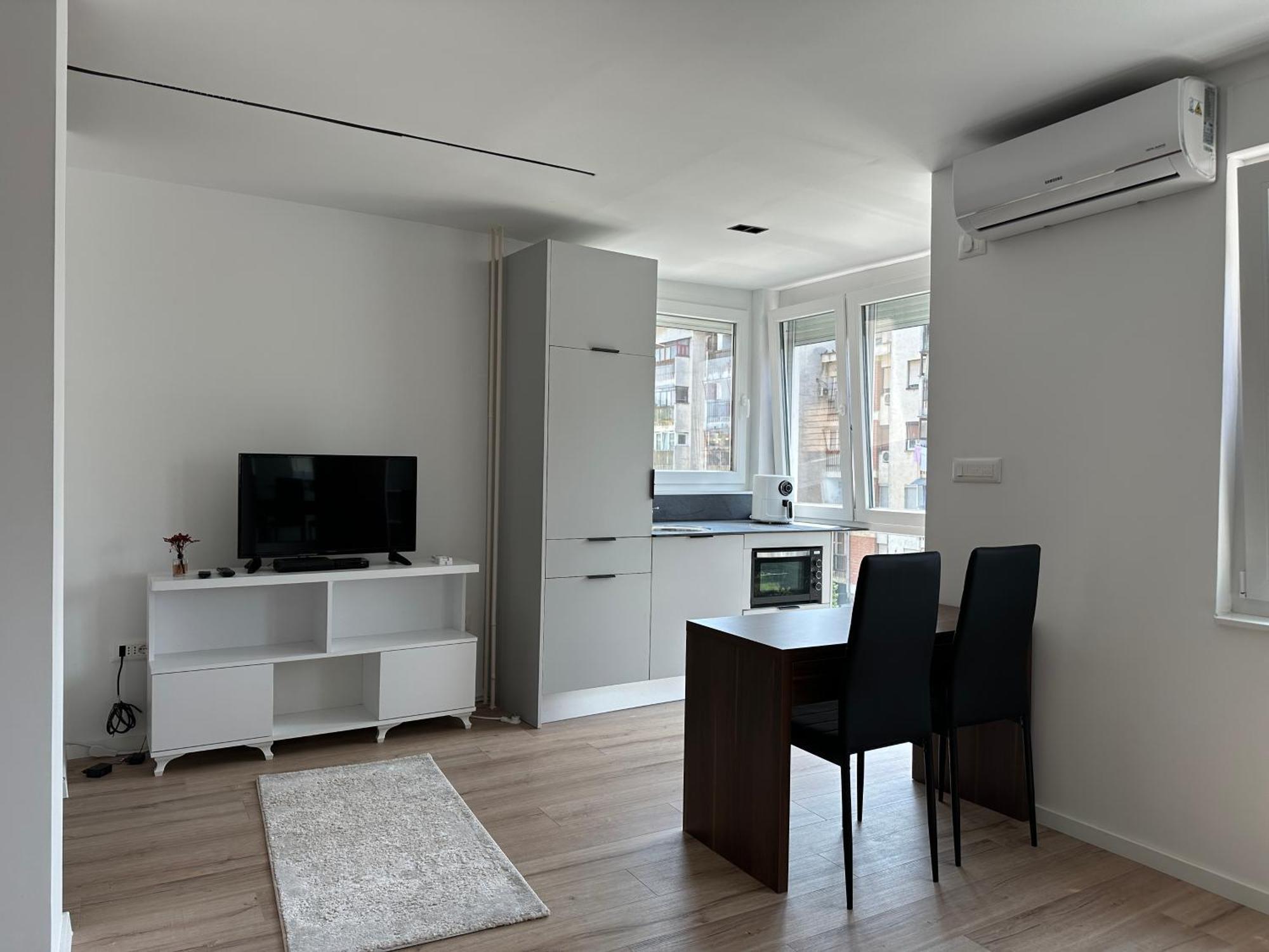 Studio Y Gjakova Bagian luar foto